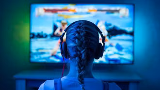 Cảnh báo hệ lụy từ việc chơi game quá 10 giờ mỗi tuần