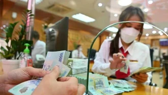 Lãi suất huy động vượt 7%, cho vay rục rịch tăng