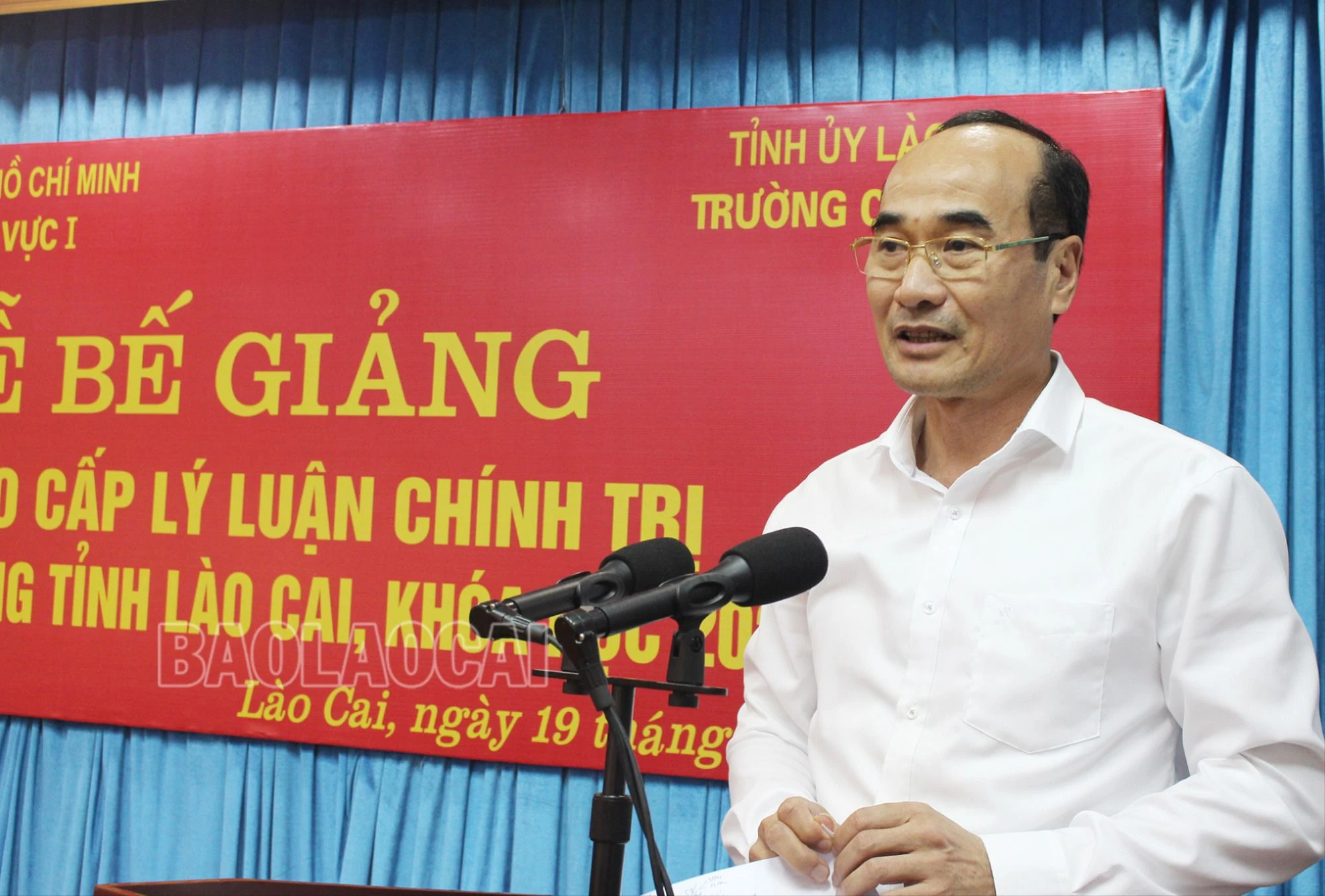 cao cấp lý luận chính trị (4).JPG