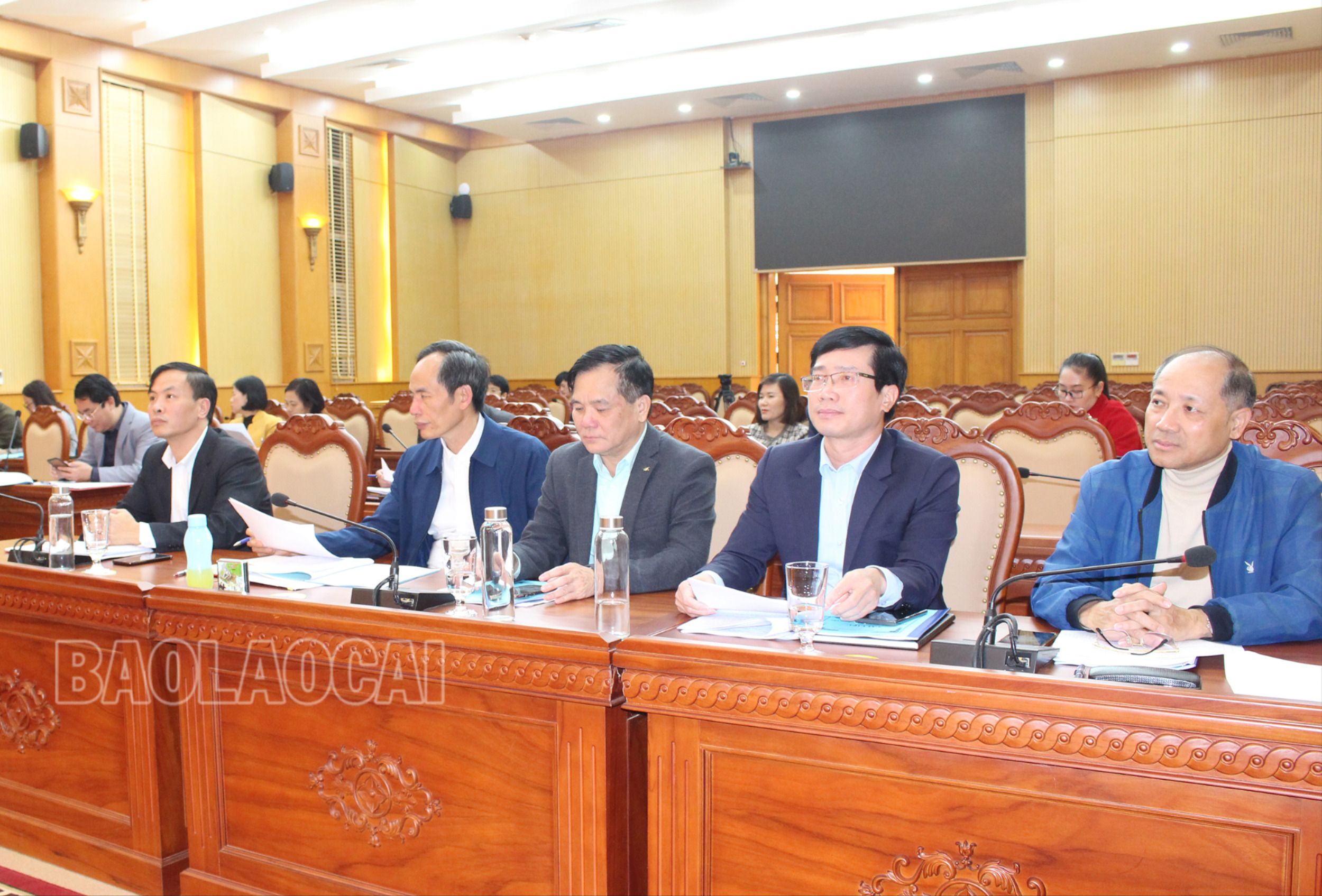 Các đại biểu dự hội nghị. img-2777-3831-87.jpg