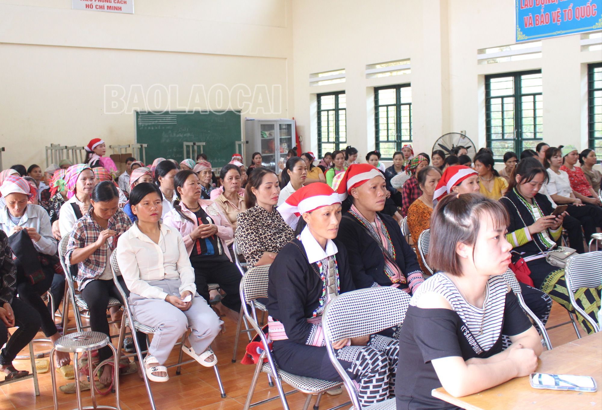 Đại biểu tham dự hội nghị. IMG_1996.JPG