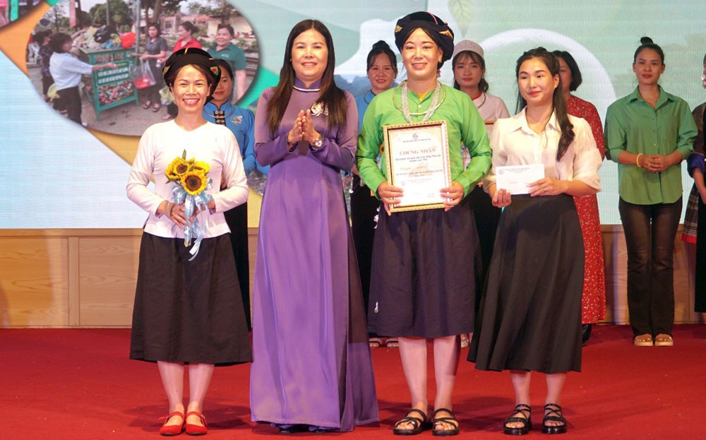 Hội Liên hiệp Phụ nữ huyện Lục Yên giải Nhất Hội thi "Tuyên truyền viên bảo vệ môi trường" cấp tỉnh ảnh 6 Hội Liên hiệp Phụ nữ huyện Lục Yên giải Nhất Hội thi "Tuyên truyền viên bảo vệ môi trường" cấp tỉnh ảnh 6