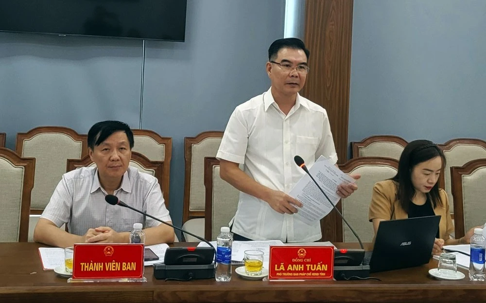 Thẩm tra các dự thảo nghị quyết trình Kỳ họp thứ 17, HĐND tỉnh Yên Bái ảnh 1