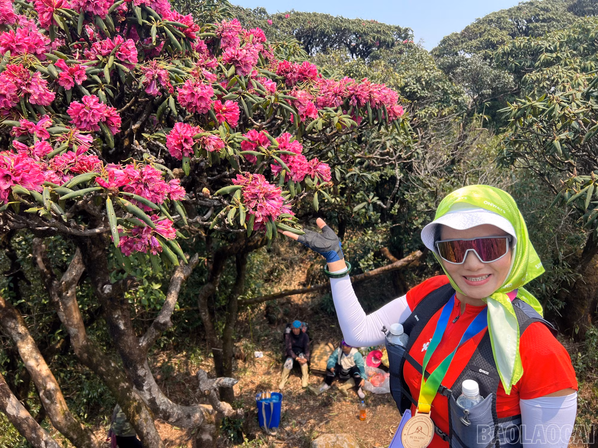 Hành trình chinh phục Putaleng và lời hẹn với hoa đỗ quyên