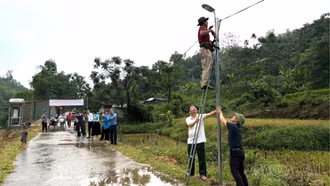 Đường sáng từ lòng dân