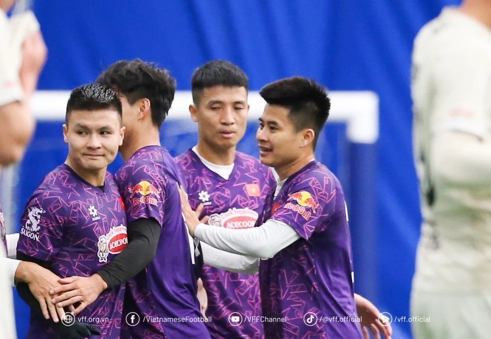 Tuyển Việt Nam toàn thắng trong chuyến tập huấn tại Hàn Quốc.