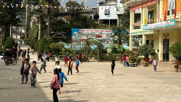 Học sinh xã Bản Hồ đã đi học trở lại