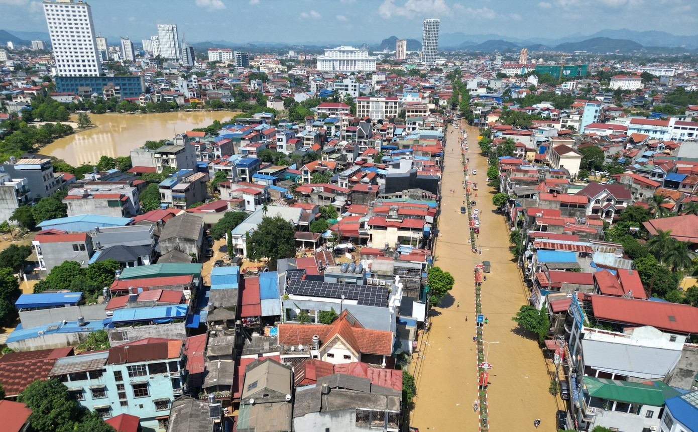 Tổng giá trị thiệt hại về tài sản do thiên tai gây ra trong tháng 10 là hơn 43.000 tỷ đồng.