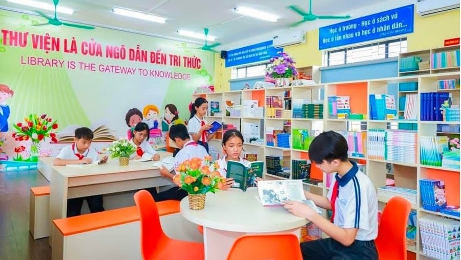 Học sinh Trường THCS Bắc Bình (Thái Hòa, Phú Thọ) đọc sách tại thư viện nhà trường. Học sinh Trường THCS Bắc Bình (Thái Hòa, Phú Thọ) đọc sách tại thư viện nhà trường.