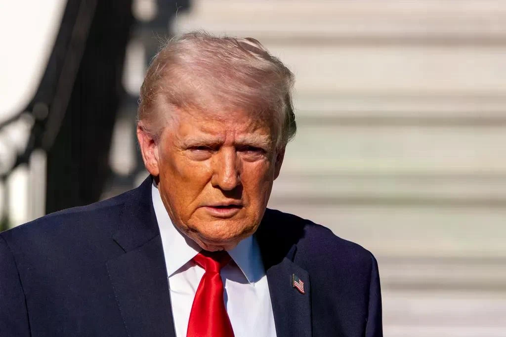 Tổng thống Mỹ Donald Trump theo sát diễn biến cuộc đàm phán Mỹ - Iran.