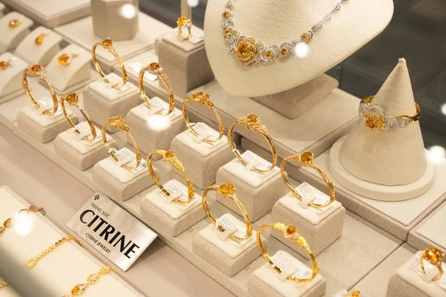 Giá vàng hôm nay giảm trở lại.