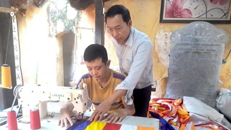 Chăm lo vấn đề việc làm cho người khuyết tật là cách thức hiệu quả nhất giúp họ hòa nhập cộng đồng nhanh, bền vững.