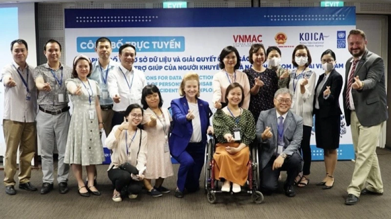 Ra mắt nền tảng trực tuyến đăng ký và quản lý thông tin người khuyết tật trên điện thoại thông minh 2024.