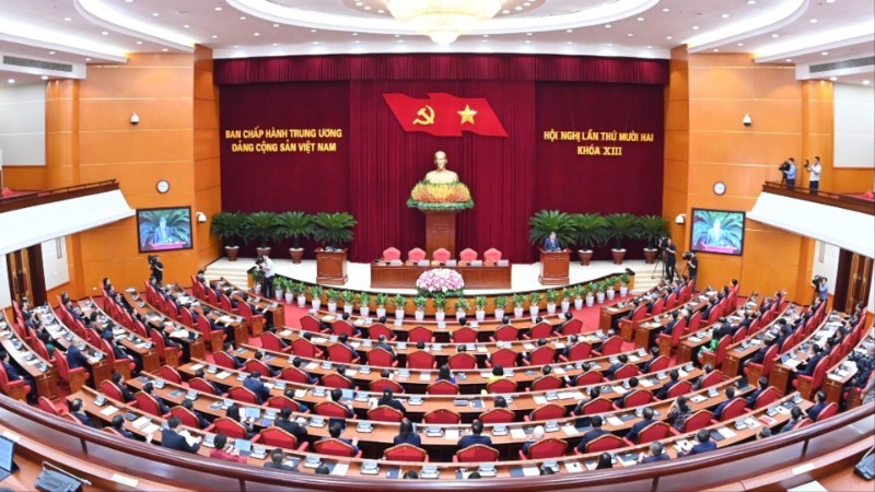 Sau Hội nghị Trung ương 12, khóa XIII, Bộ Chính trị, Ban Bí thư đã ban hành một số kết luận về tình hình, kết quả hoạt động của bộ máy hệ thống chính trị và chính quyền địa phương 2 cấp. Sau Hội nghị Trung ương 12, khóa XIII, Bộ Chính trị, Ban Bí thư đã ban hành một số kết luận về tình hình, kết quả hoạt động của bộ máy hệ thống chính trị và chính quyền địa phương 2 cấp.