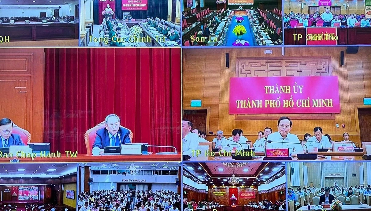 z7304442625462-e4535c1cedf7ee9c5d271a335c872d56-4746.jpg