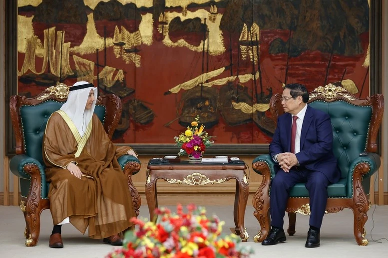 Thủ tướng Phạm Minh Chính đề nghị Đại sứ phối hợp chặt chẽ với phía Việt Nam khẩn trương thúc đẩy các nội dung quan trọng mà Tổng thống UAE đã thống nhất.