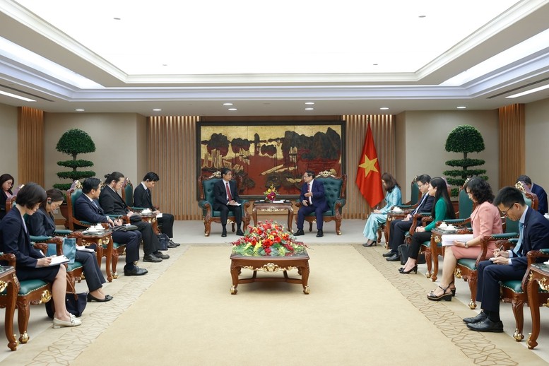 Đại sứ Ito Naoki khẳng định sẽ báo cáo với Chính phủ Nhật Bản và các cơ quan liên quan của Nhật Bản về các đề xuất của Thủ tướng Chính phủ liên quan hỗ trợ Việt Nam đảm bảo an ninh năng lượng.