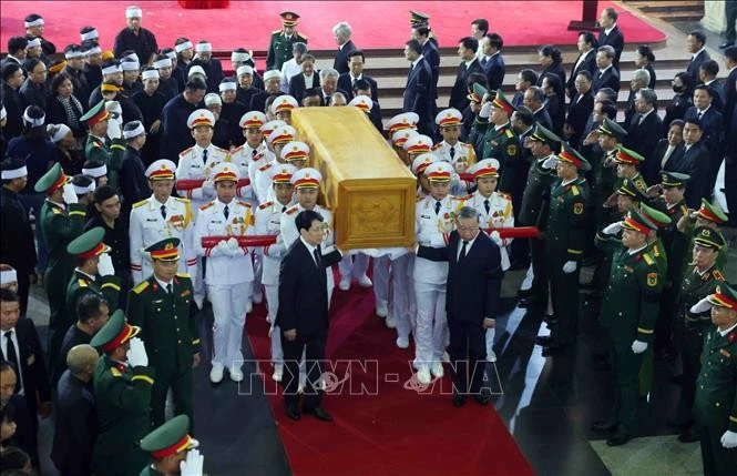 Nghi thức rước linh cữu nguyên Chủ tịch nước Trần Đức Lương.