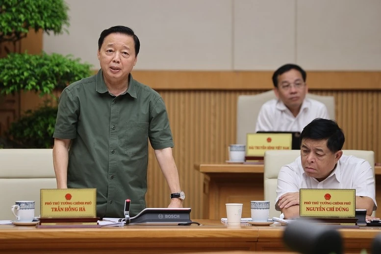 Phó Thủ tướng Trần Hồng Hà phát biểu.