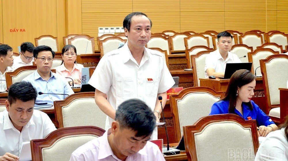 HĐND các cấp chủ động lựa chọn những vấn đề nổi bật, tác động trực tiếp đến đời sống người dân để giám sát sâu, góp phần nâng cao hiệu lực, hiệu quả quản lý nhà nước và củng cố niềm tin của cử tri. baolaocai-br-dt-762024631-hung-1.jpg
