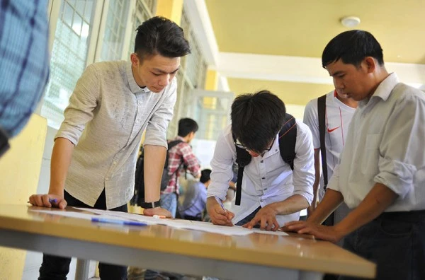 Thí sinh còn khoảng 1 tuần để đăng ký và điều chỉnh nguyện vọng xét tuyển đại học năm 2025.