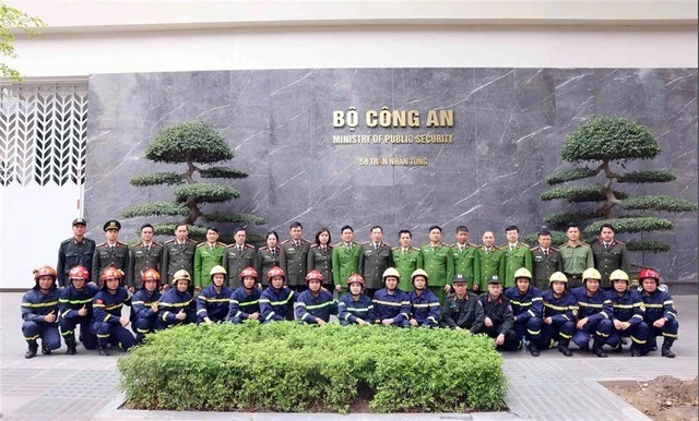 Bộ Công an xuất quân lên đường cứu nạn, cứu hộ thảm họa động đất tại Myanmar.
