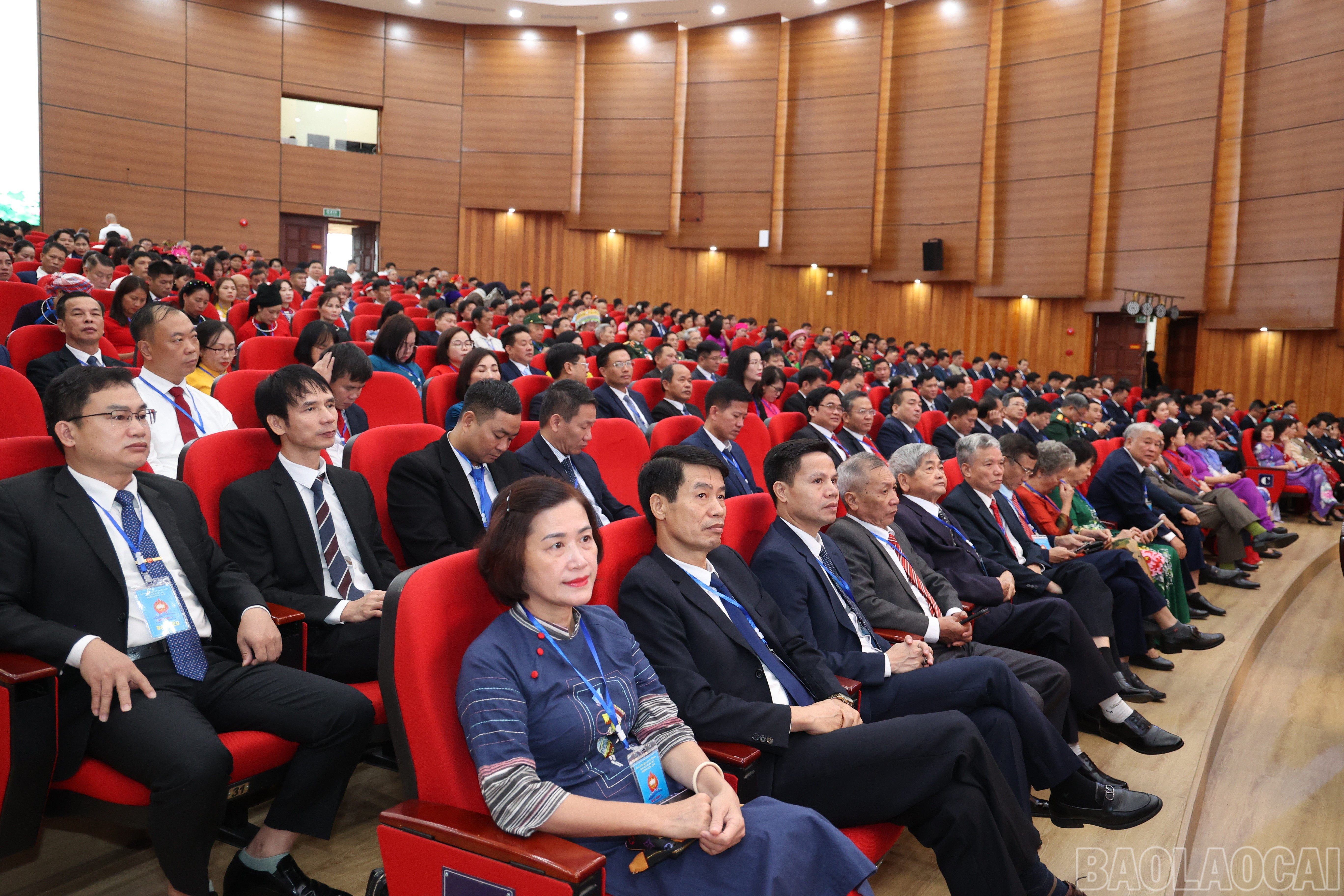 Các đại biểu dự đại hội. baolaocai-br_z7176877344880-68fef0e9df3e74a83e69e79ede7b64f2.jpg