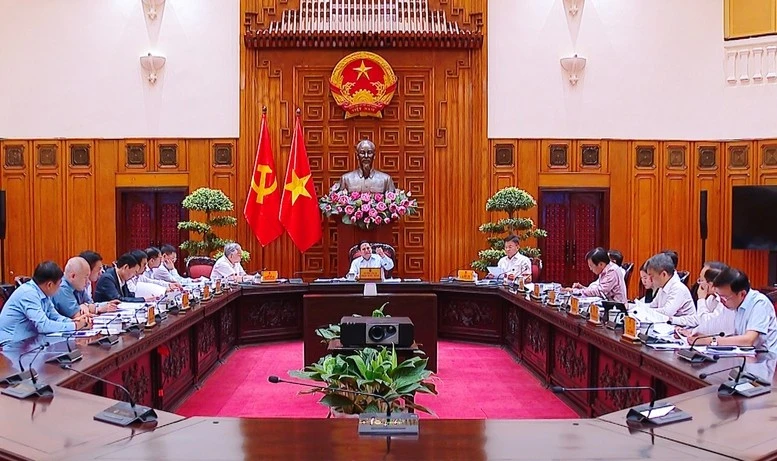 Dự án Luật sửa đổi, bổ sung một số điều của 7 luật được thảo luận tại cuộc họp.