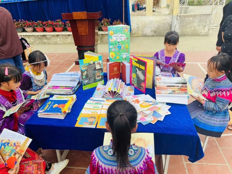 Hoạt động ngoại khóa tại Trường PTDTBT Tiểu học Cao Sơn (Lào Cai).