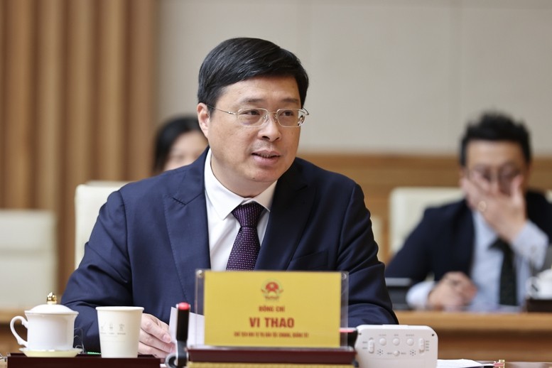 Đồng chí Vi Thao khẳng định Quảng Tây hết sức coi trọng và ưu tiên hàng đầu phát triển quan hệ hợp tác hữu nghị với các bộ, ngành và địa phương Việt Nam, quyết tâm thực hiện hiệu quả nhận thức chung cấp cao, đóng góp thiết thực cho sự phát triển của quan hệ hai Đảng, hai nước.