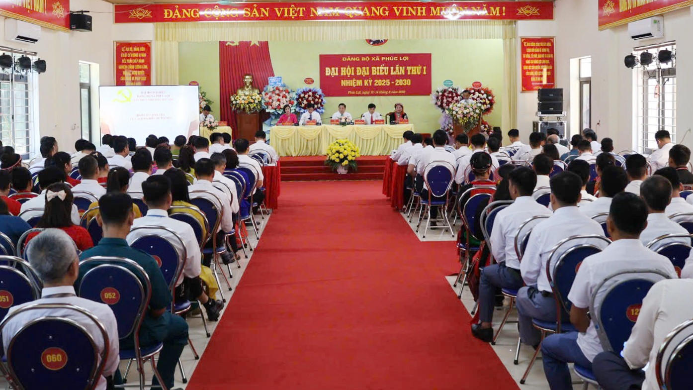 Quang cảnh đại hội. z6905449177482-51670cdcfbbeb47b5e3eaf47f19e6991.jpg