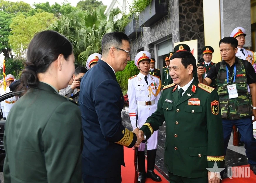 Đại tướng Phan Văn Giang và Thượng tướng Đổng Quân.