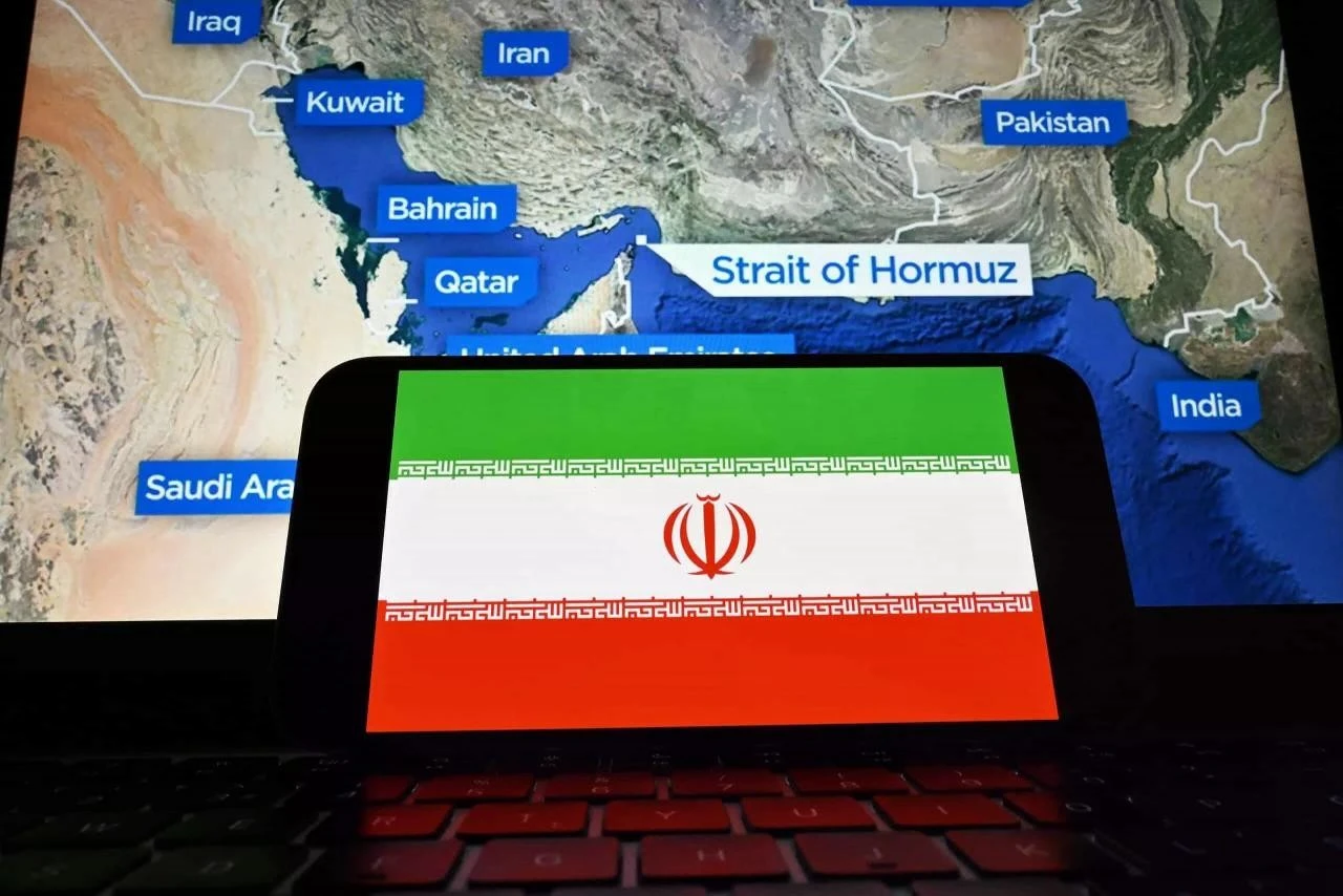 Iran và Mỹ chưa đạt tiến triển trong nỗ lực khôi phục thỏa thuận tạm thời, trong khi eo biển Hormuz tiếp tục là điểm nóng trong căng thẳng tại vùng Vịnh.