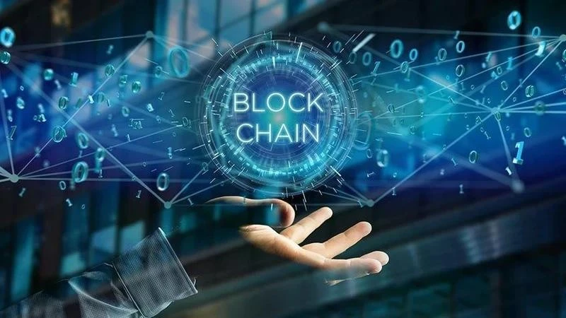 Công nghệ Blockchain được đánh giá cao nhờ tính minh bạch, bảo mật và phi tập trung.