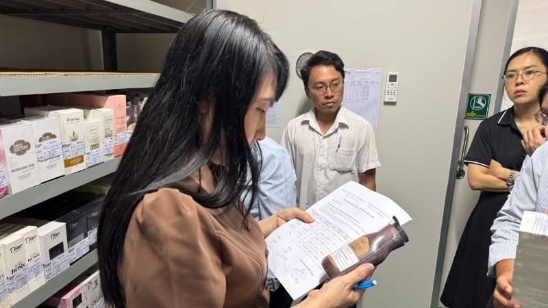 Đoàn kiểm tra sở Y tế Đồng Nai kiểm tra tại Công ty cổ phần nhà máy y tế EBC Đồng Nai Đoàn kiểm tra sở Y tế Đồng Nai kiểm tra tại Công ty cổ phần nhà máy y tế EBC Đồng Nai