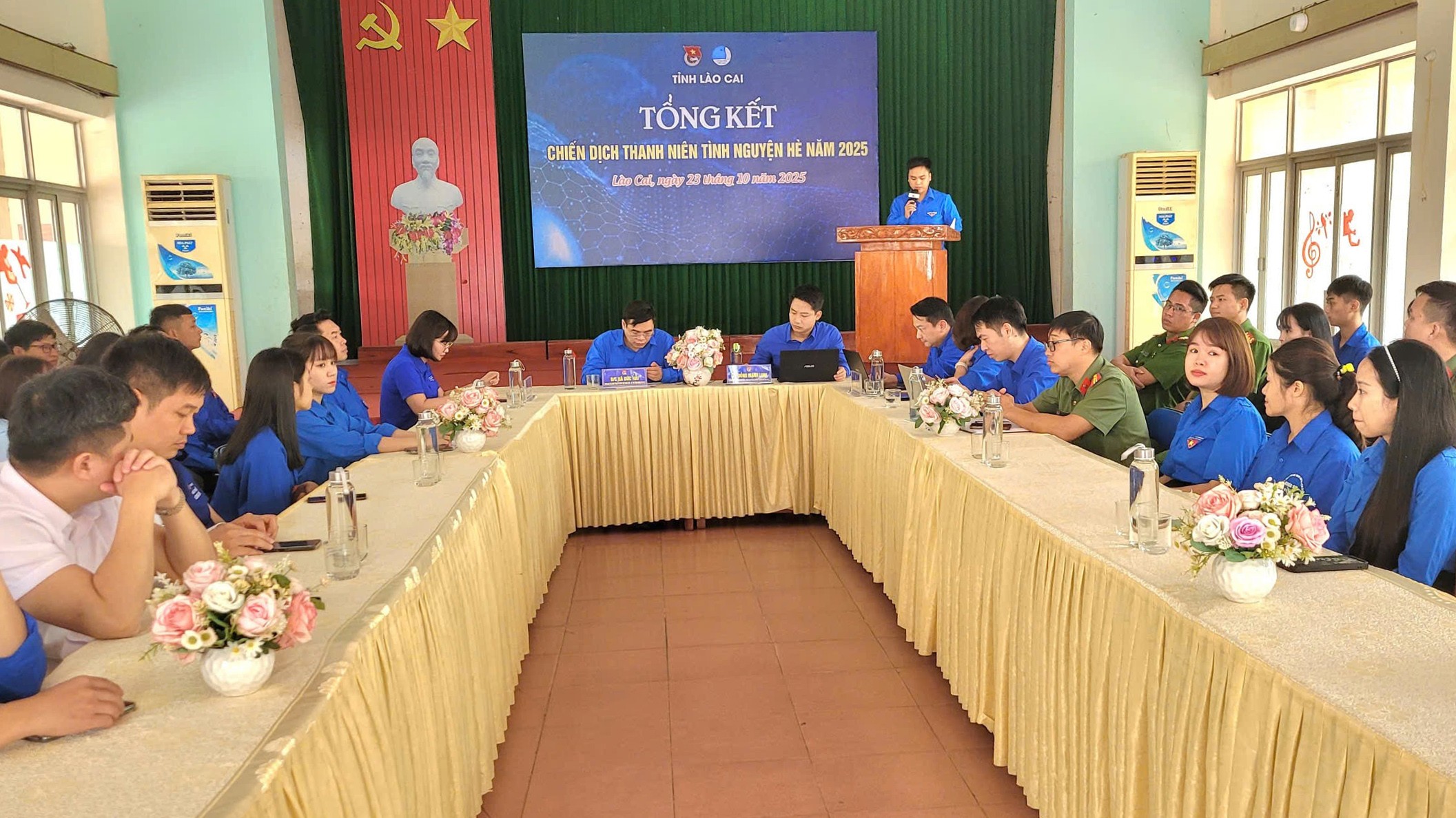 Quang cảnh hội nghị. image.jpg