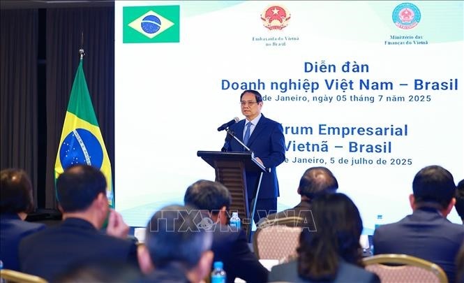 Thủ tướng Phạm Minh Chính phát biểu tại Diễn đàn doanh nghiệp Việt Nam-Brazil. Thủ tướng Phạm Minh Chính phát biểu tại Diễn đàn doanh nghiệp Việt Nam-Brazil.