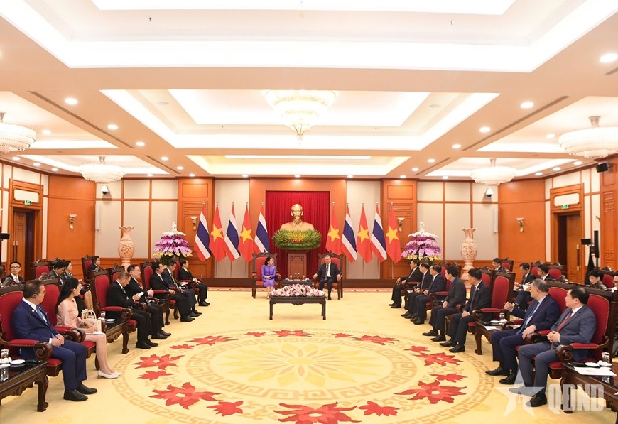Quang cảnh cuộc tiếp. Quang cảnh cuộc tiếp.