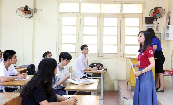 Việc tổ chức dạy học 2 buổi/ngày miễn phí sẽ được thực hiện tùy thuộc vào điều kiện của từng địa phương. Việc tổ chức dạy học 2 buổi/ngày miễn phí sẽ được thực hiện tùy thuộc vào điều kiện của từng địa phương.