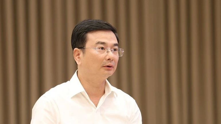 Phó Thống đốc Ngân hàng Nhà nước Việt Nam Phạm Thanh Hà trả lời câu hỏi của các nhà báo.