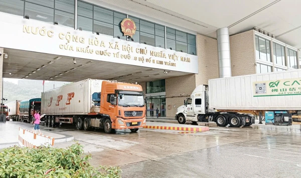 Kinh tế cửa khẩu là một trong những động lực phát triển chủ đạo của tỉnh Lào Cai.