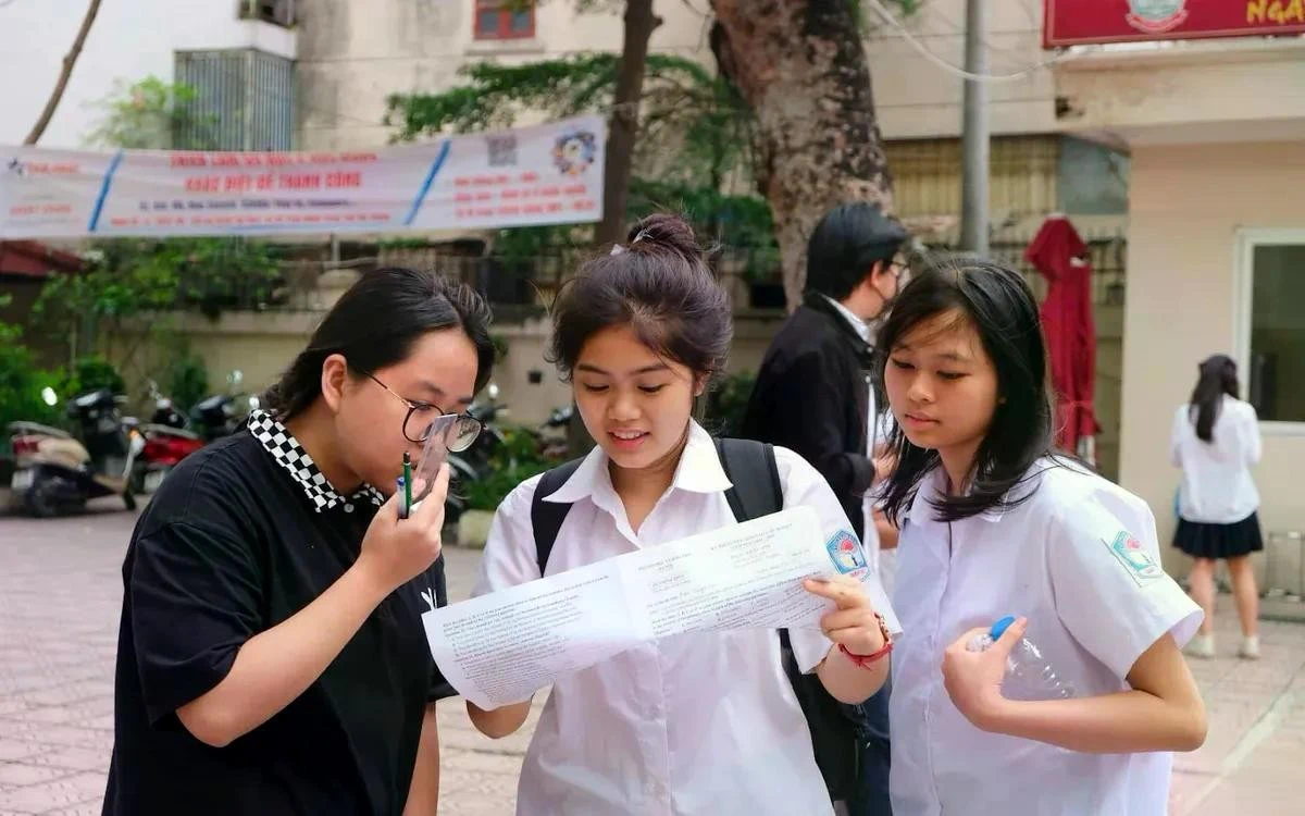 Sĩ tử lo lắng khi nhiều trường Đại học không xét tuyển khối C ảnh 1