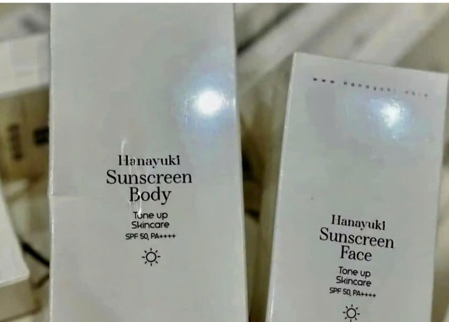 Sản phẩm kem chống nắng Hanayuki Sunscreen Bod được xác định là hàng giả. Sản phẩm kem chống nắng Hanayuki Sunscreen Bod được xác định là hàng giả.