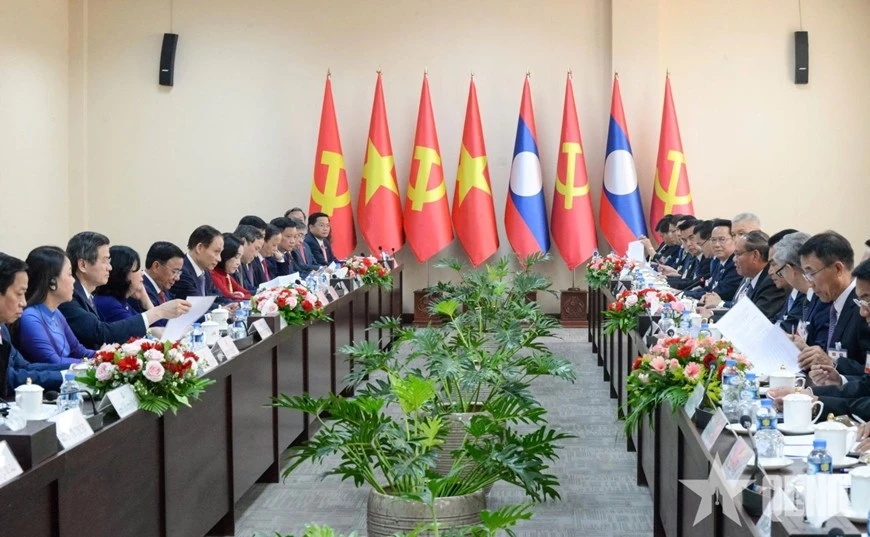 Quang cảnh hội đàm.