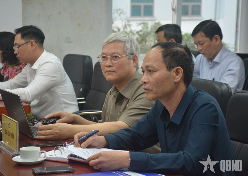 Đại biểu tham dự hội nghị.