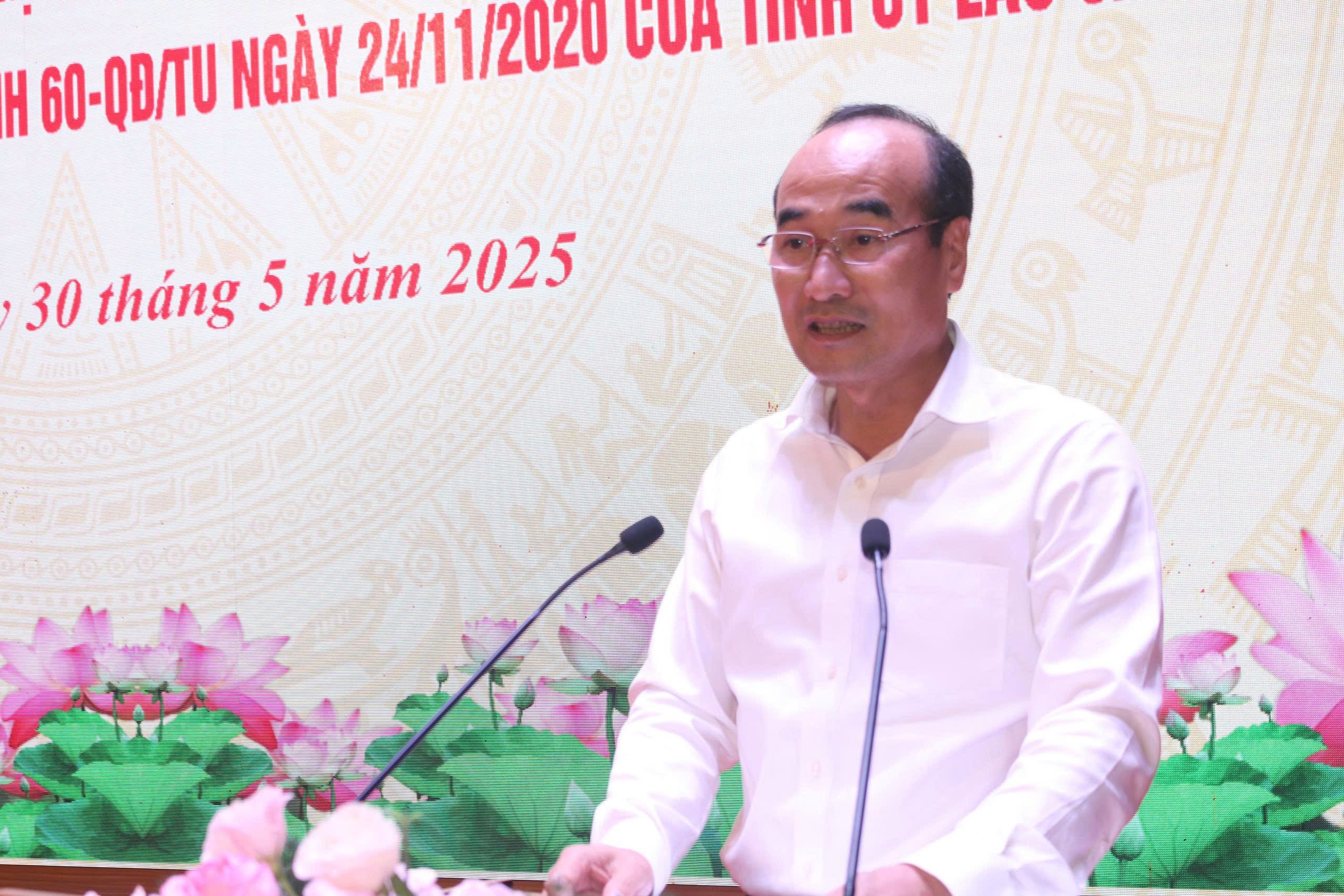 Đồng chí Vũ Xuân Cường, Phó Bí thư Thường trực Tỉnh ủy, Chủ tịch HĐND tỉnh phát biểu tại hội nghị. dong-chi-vu-xuan-cuong-pho-bi-thu-thuong-truc-tinh-uy-chu-tich-hdnd-tinh-phat-bieu-tai-hoi-nghi.jpg