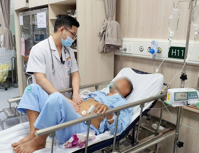 Một số thói quen tưởng chừng vô hại vào buổi sáng lại có thể trở thành "kíp nổ" kích phát đột quỵ, đặc biệt ở người cao tuổi hoặc có bệnh nền tim mạch.