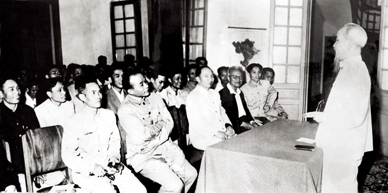 Chủ tịch Hồ Chí Minh tại Hội nghị cán bộ thanh tra toàn miền Bắc lần thứ III, năm 1960 - Ảnh tư liệu.