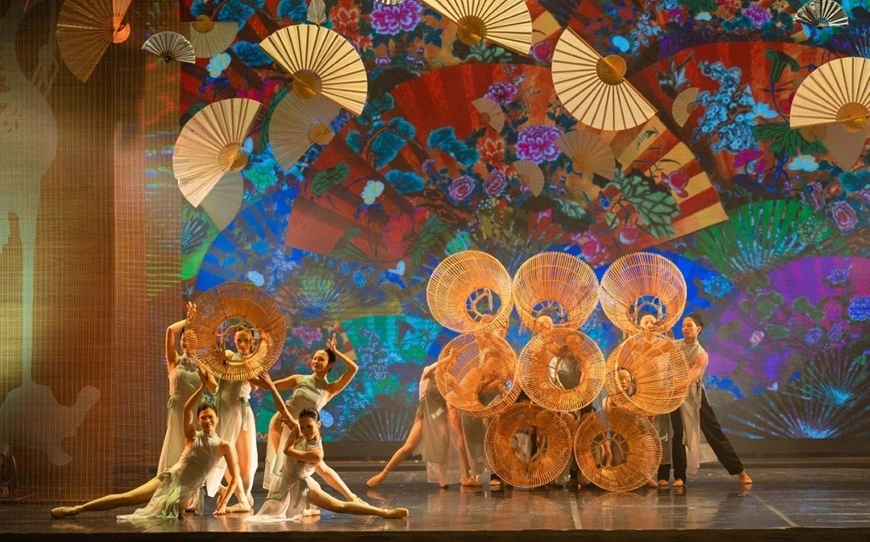 Nghệ sĩ trẻ nhập cuộc vào dòng chảy công nghiệp văn hóa ảnh 1