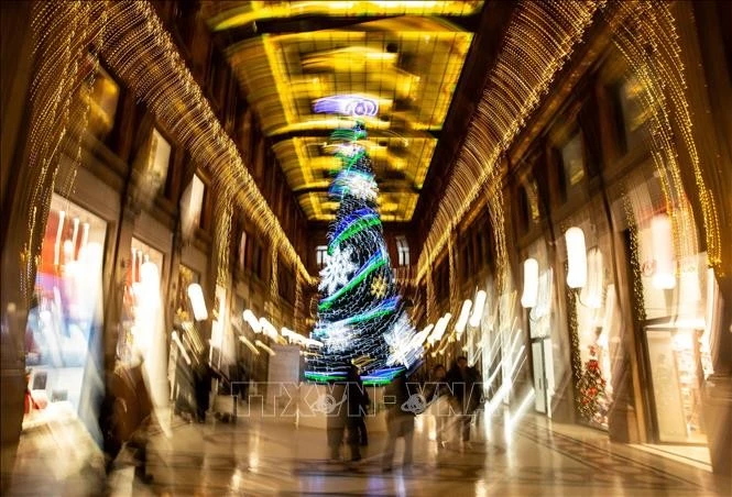 Trang hoàng đón Giáng sinh tại Rome, Italy.